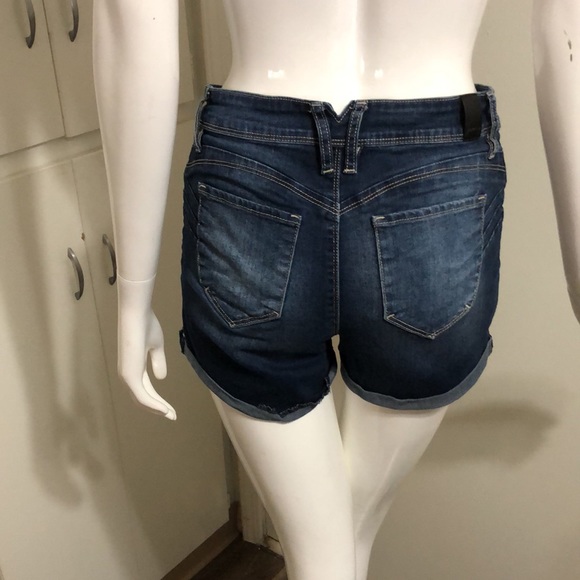 Y Mi Blue Jean Shorts size 7 - Picture 2 of 6
